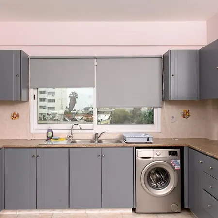 Azura 3 Bedroom アパート *